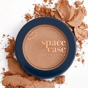 Bronzer